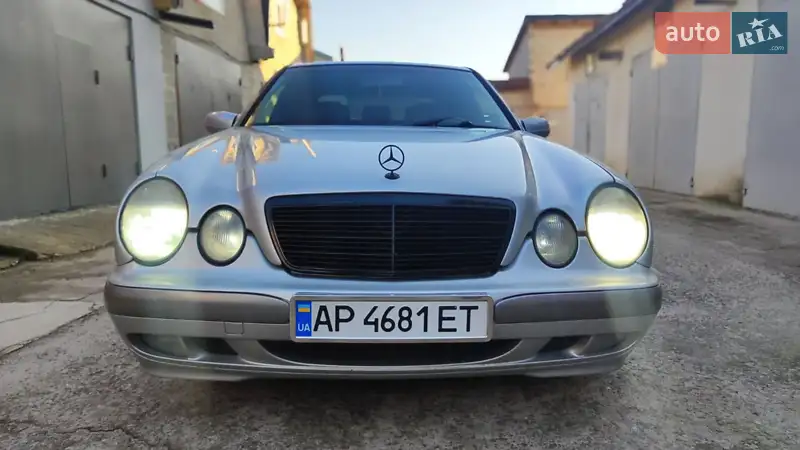 2000 mercedes-benz e 200
