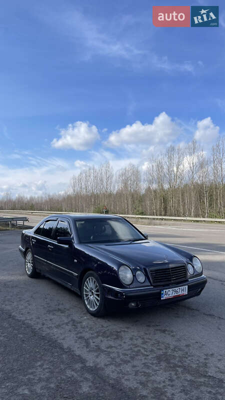 1995 mercedes-benz 230