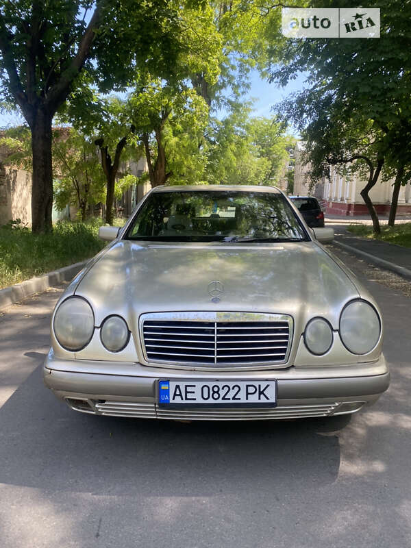 1996 mercedes-benz e-class