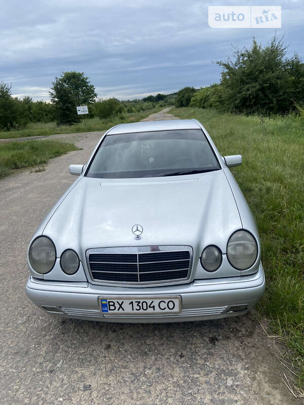 1998 mercedes-benz e 200