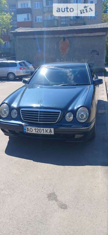 2000 mercedes-benz e 200