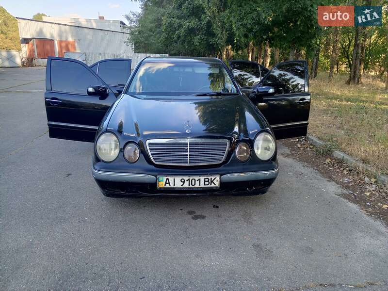 2001 mercedes-benz e 200