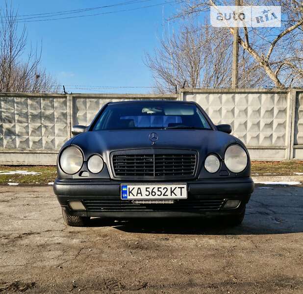 1996 mercedes-benz 320