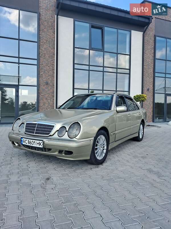 1998 mercedes-benz e 240