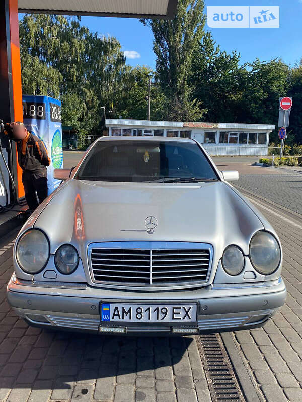 1998 mercedes-benz 240