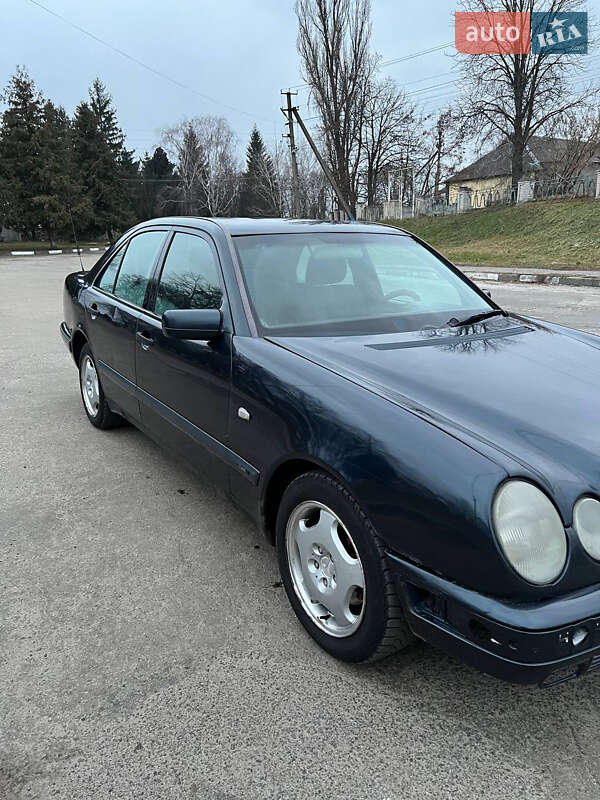 1999 mercedes-benz e 240