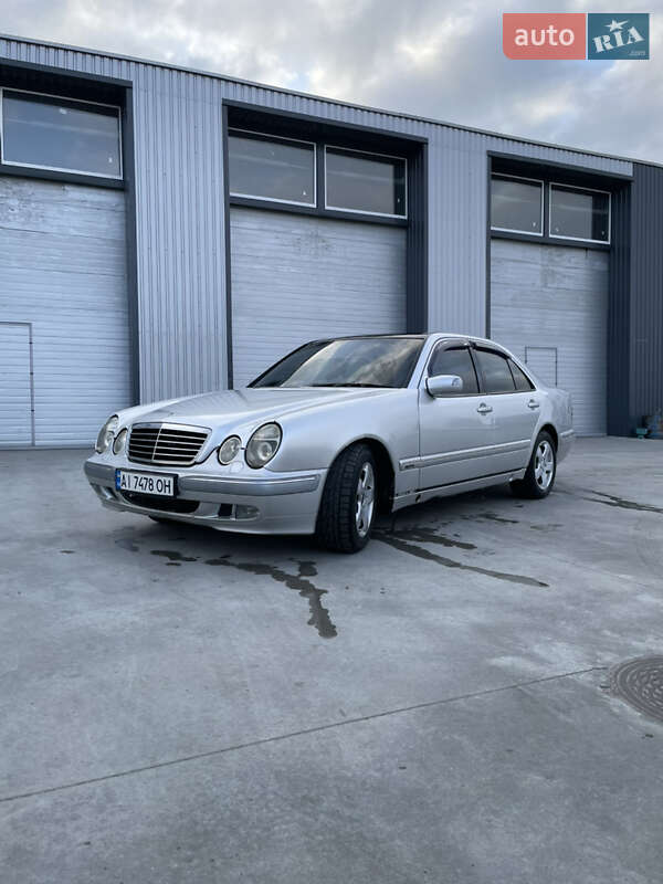 2000 mercedes-benz e 240