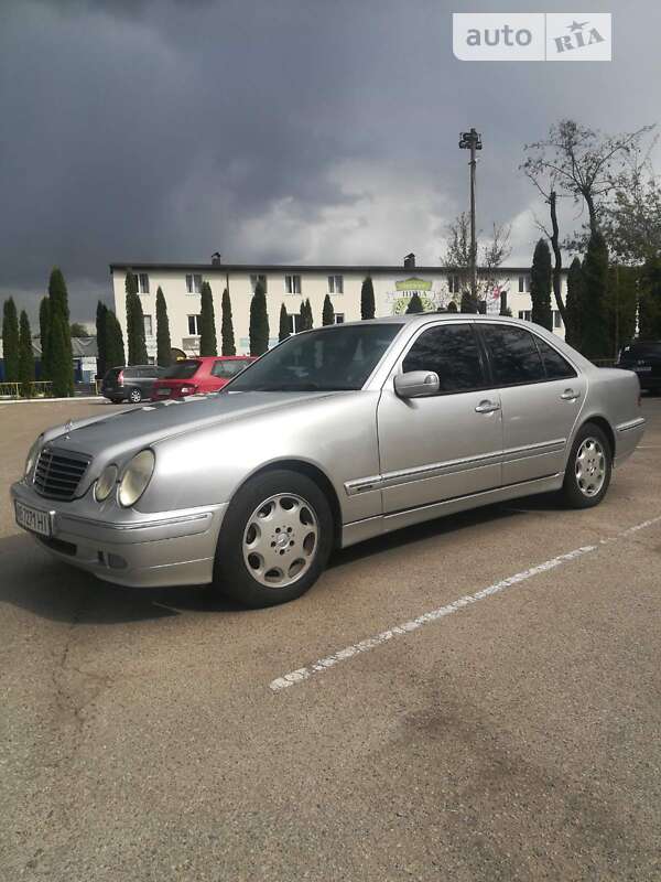 2000 mercedes-benz e-class