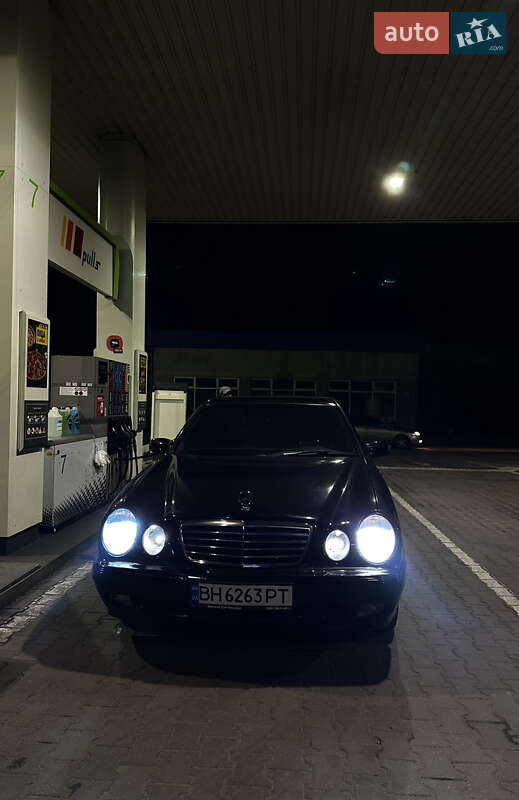 2000 mercedes-benz e 240