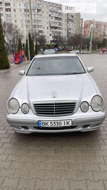 2001 mercedes-benz e 240