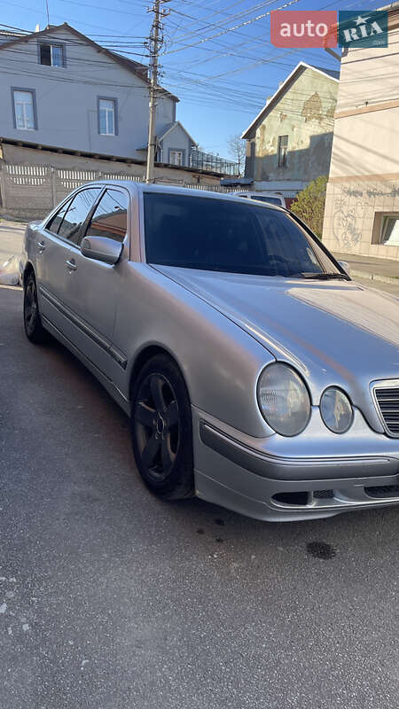 2001 mercedes-benz e 240