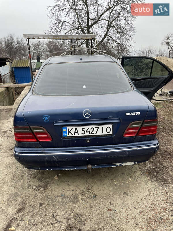 2000 mercedes-benz e-class