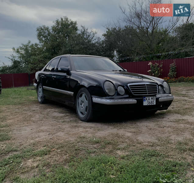 2000 mercedes-benz e 320