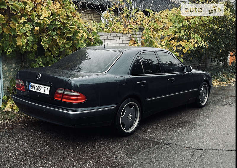 2000 mercedes-benz e 320