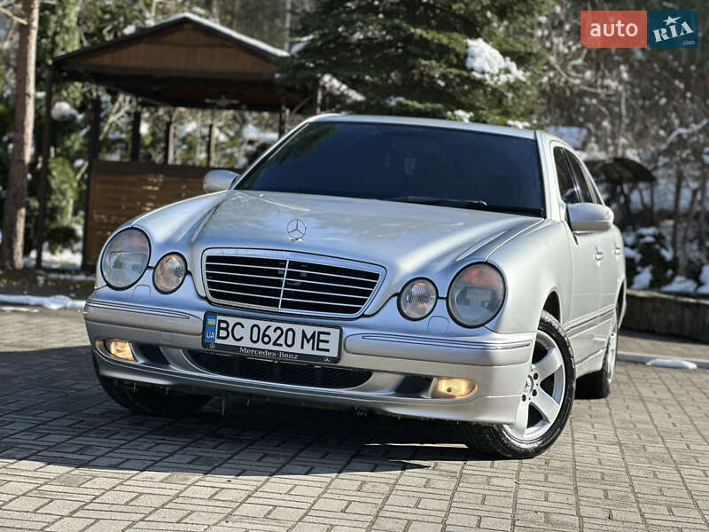 2001 mercedes-benz e-320-