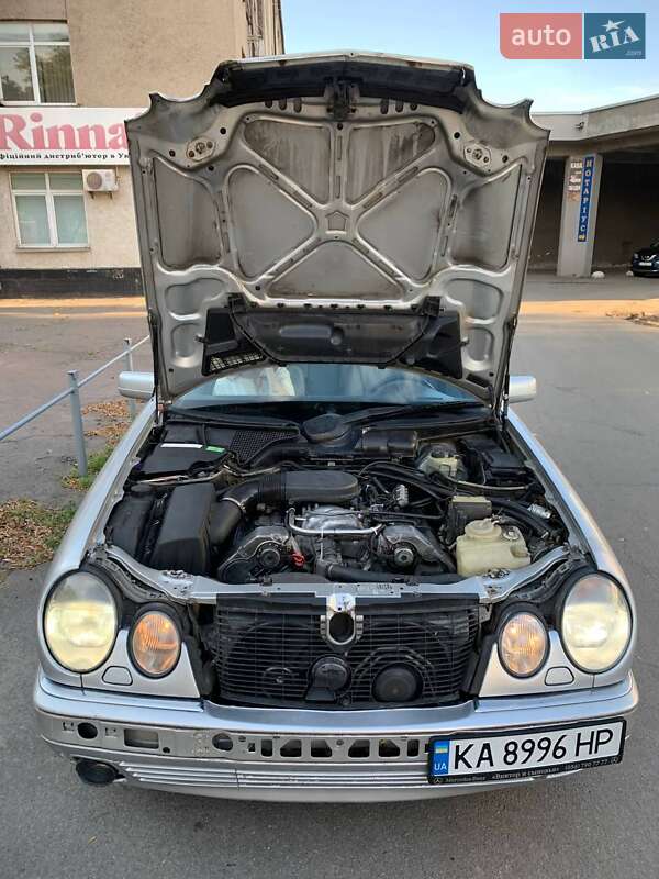 1997 mercedes-benz 210