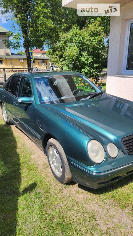 2000 mercedes-benz e 320