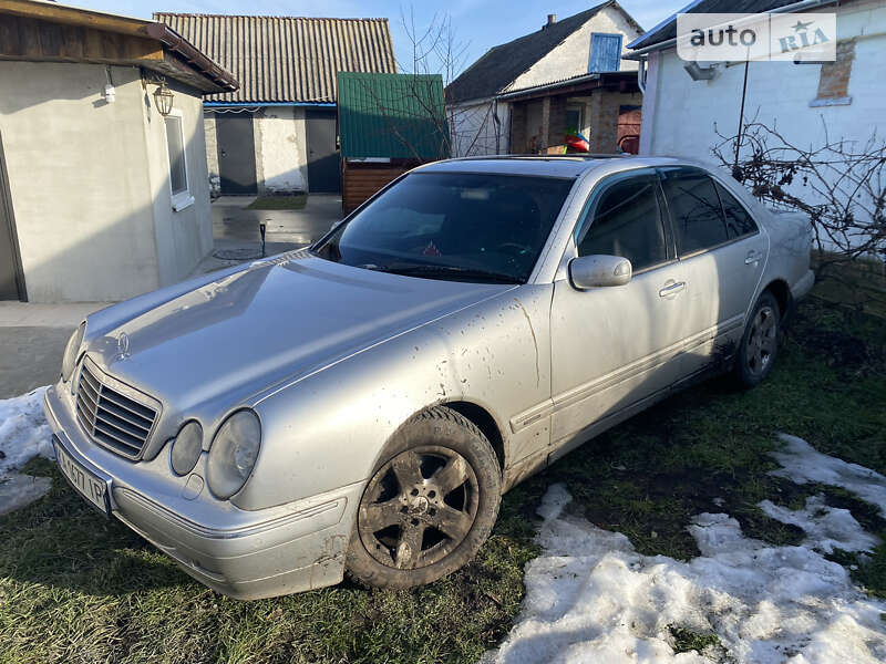 2000 mercedes-benz 320