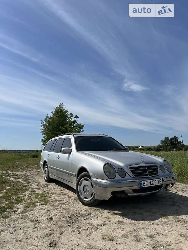 2000 mercedes-benz e 200