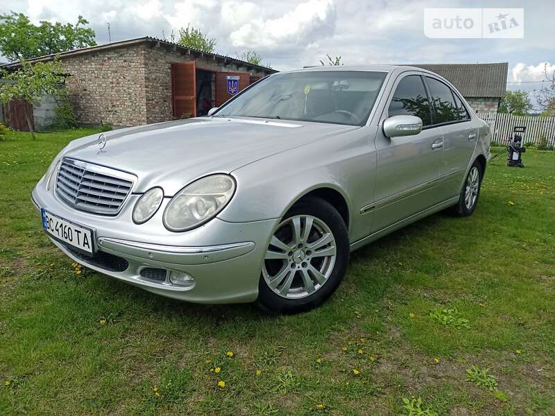 2004 mercedes-benz e 200