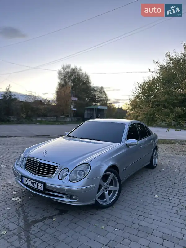 2005 mercedes-benz e 200