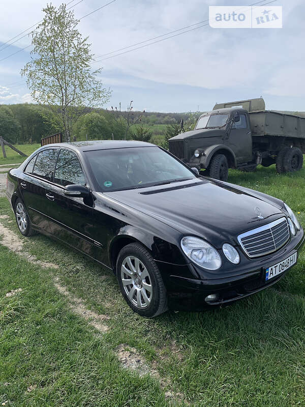 2005 mercedes-benz e 200