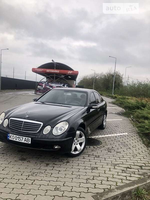 2005 mercedes-benz e 200