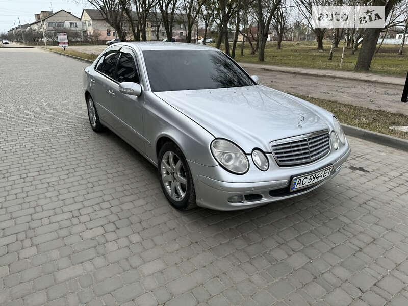 2006 mercedes-benz e 200