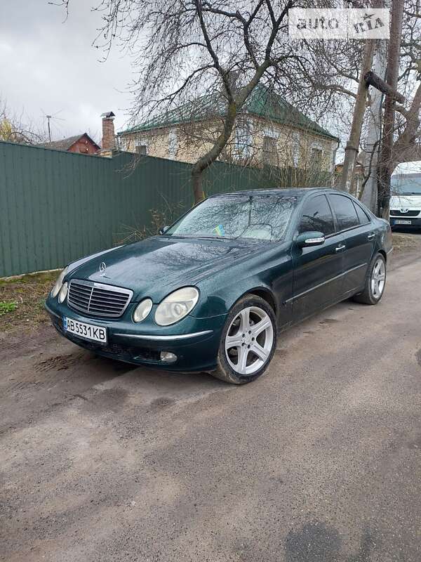 2002 mercedes-benz e 220