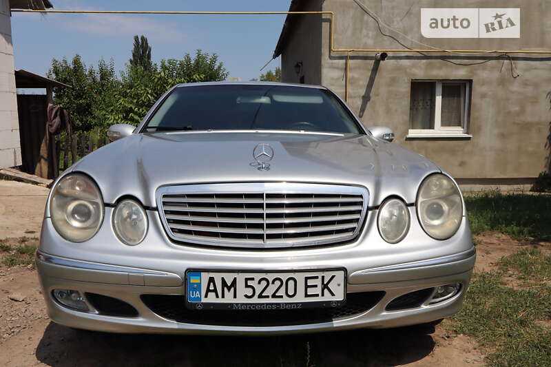 2002 mercedes-benz e 220