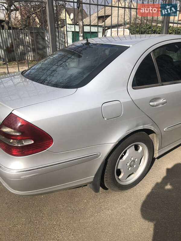 2002 mercedes-benz e-class