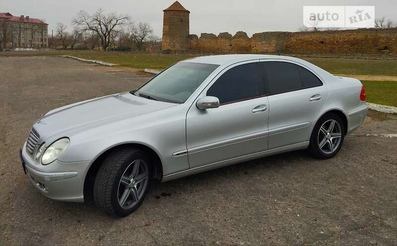 2002 mercedes-benz e-220-cdi
