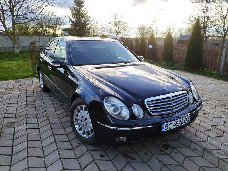 2002 mercedes-benz e 220