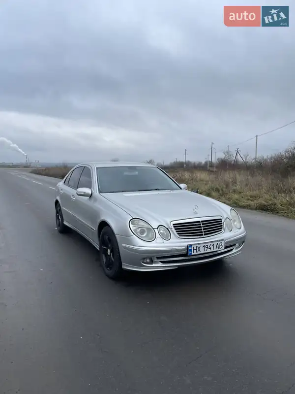 2003 mercedes-benz e 220