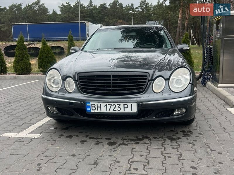 2003 mercedes-benz e 220