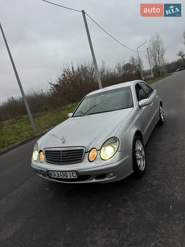 2003 mercedes-benz e 220