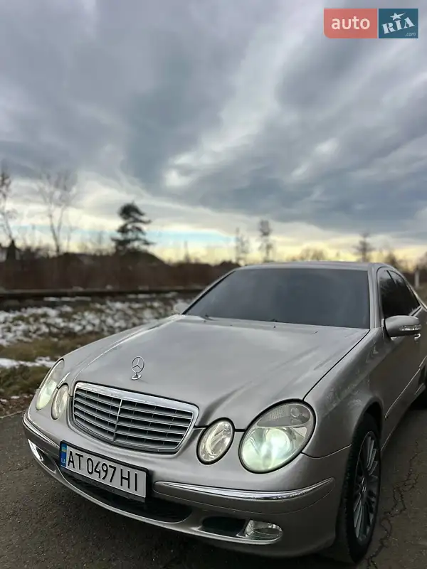 2004 mercedes-benz e 220