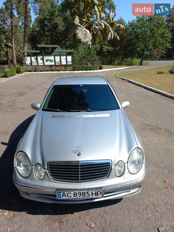 2004 mercedes-benz e 220 cdi