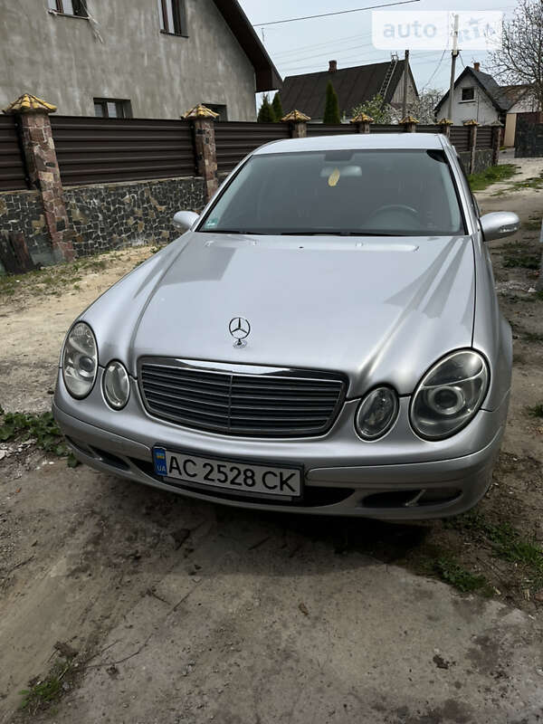 2005 mercedes-benz e-class