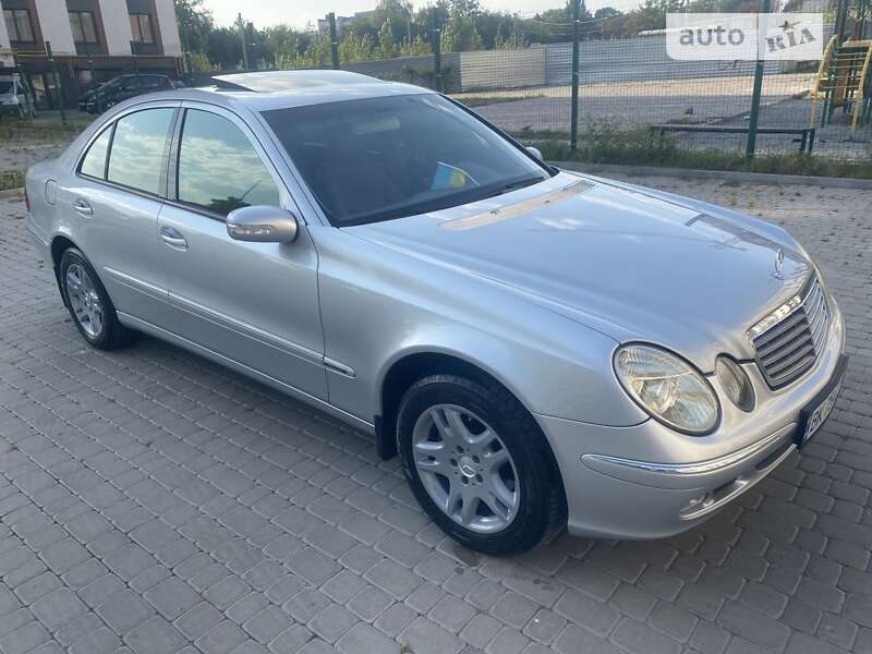 2005 mercedes-benz e 220