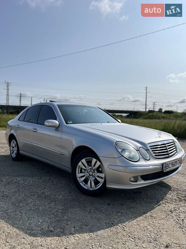 2003 mercedes-benz e 220