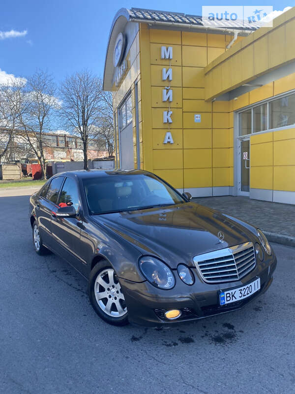 2006 mercedes-benz e 200