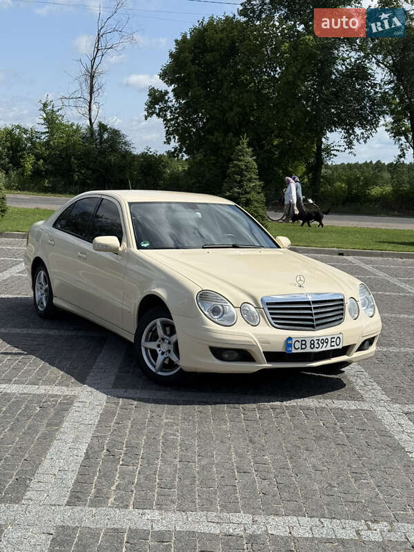 2008 mercedes-benz e 200