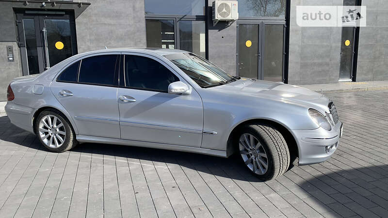 2008 mercedes-benz e 220