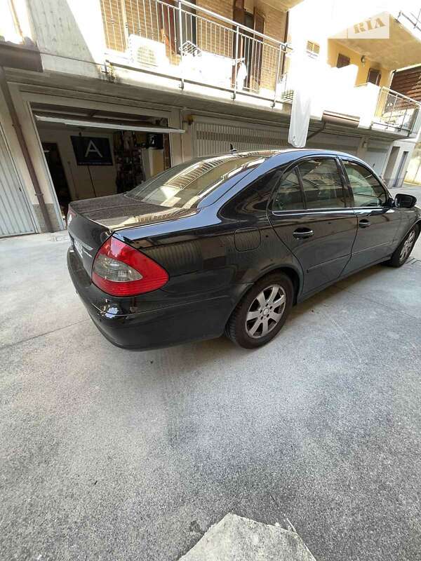2008 mercedes-benz e 220