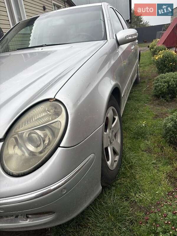 2004 mercedes-benz e 270