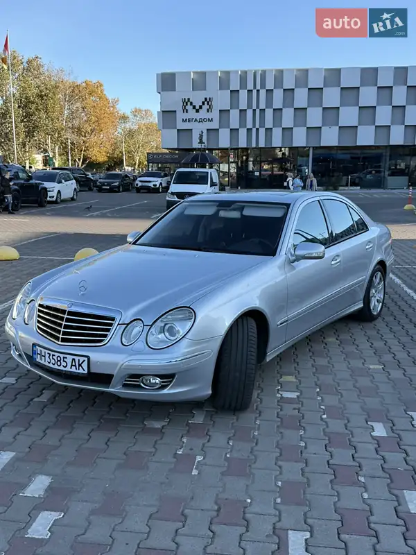 2008 mercedes-benz e 300
