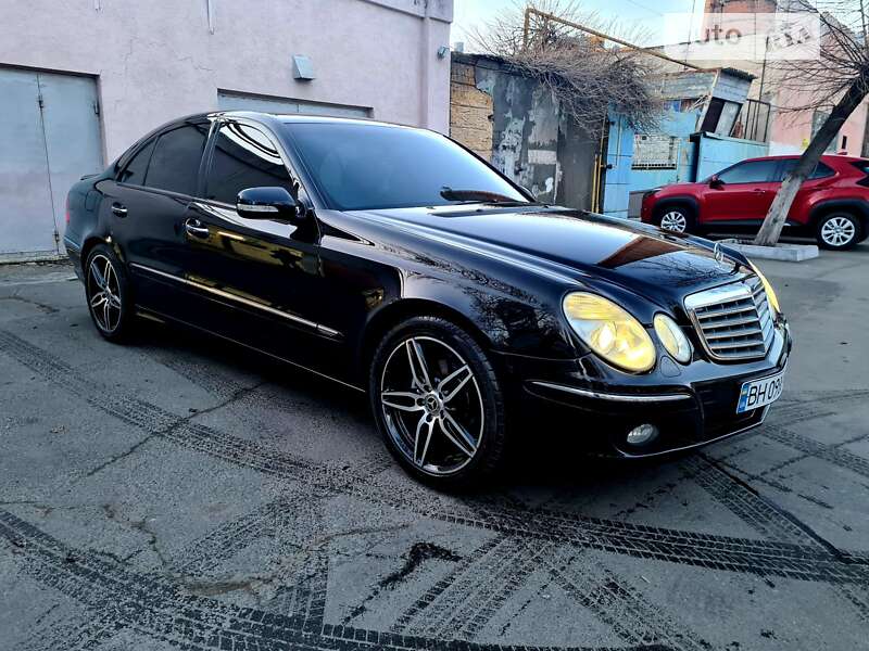 2008 mercedes-benz e 200