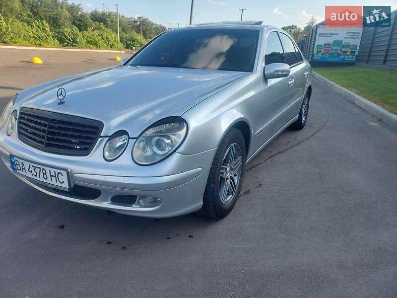 2003 mercedes-benz e 200