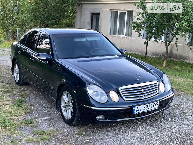 2002 mercedes-benz e 200